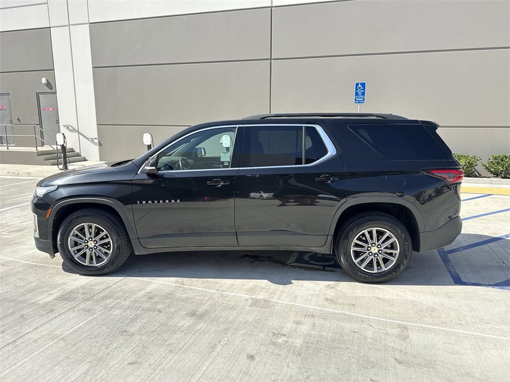 Used 2023 Chevrolet Traverse LT image 6