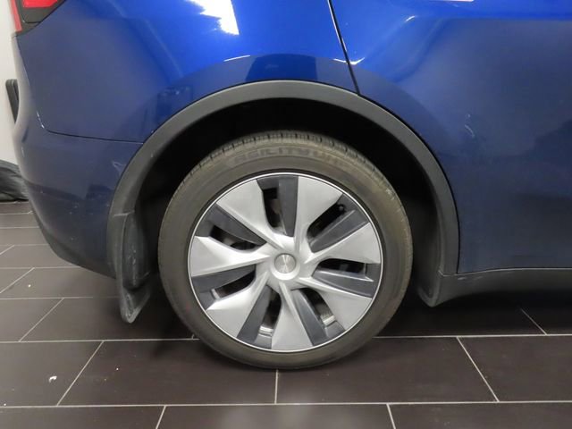 Used 2023 Tesla Model Y Long Range AWD/4WD image 15