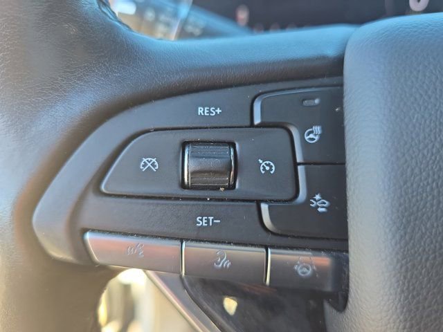 Used 2022 Cadillac Escalade ESV Premium Luxury image 18