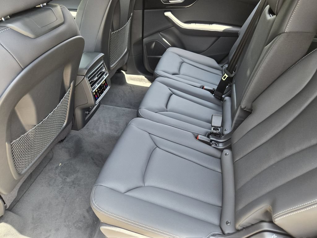 New 2026 Audi Q7 2.0T Premium Plus AWD/4WD image 35