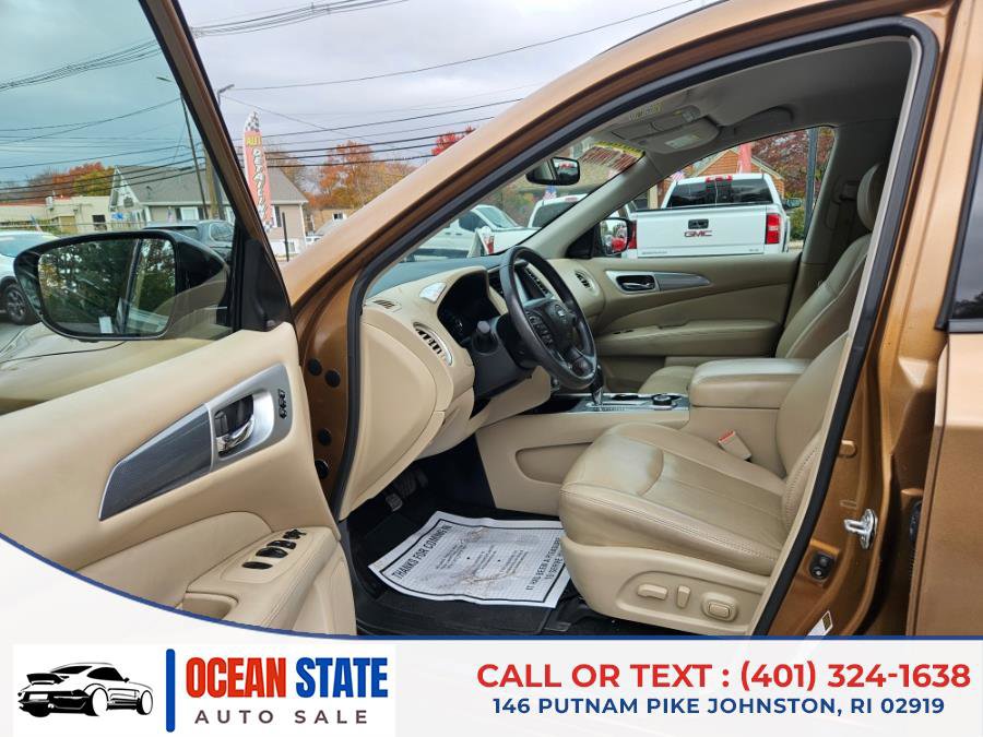 Used 2017 Nissan Pathfinder SL image 10