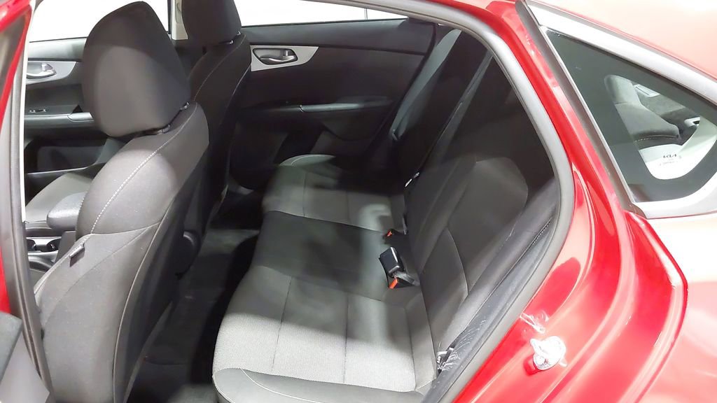 Used 2023 Kia Forte LXS w/ LXS Technology Package image 20