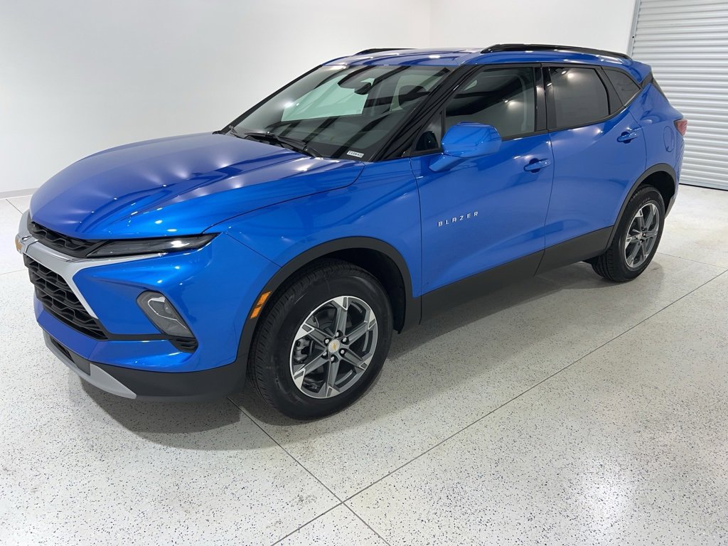 New 2026 Chevrolet Blazer LT w/ Convenience Package image 1
