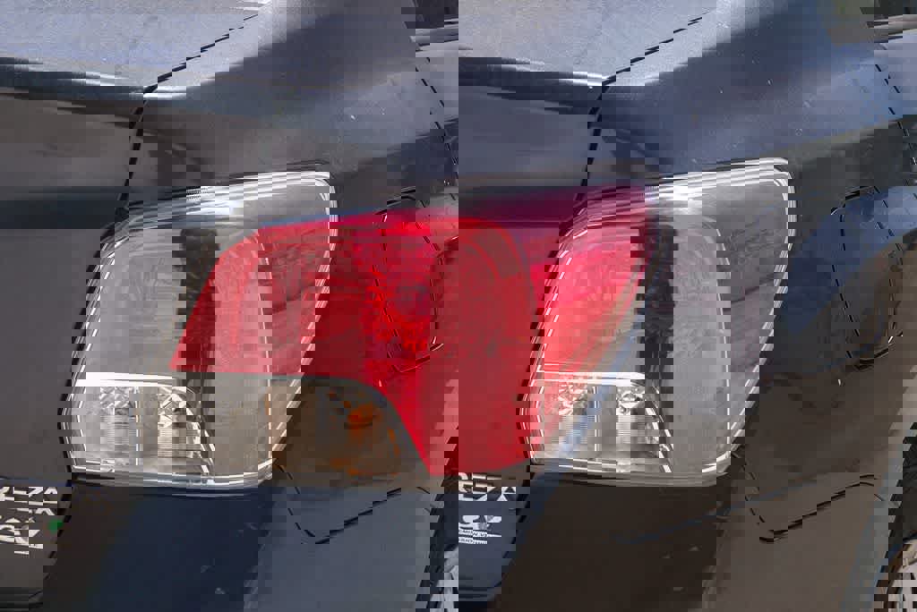 Used 2013 Subaru Impreza 2.0i AWD/4WD image 10