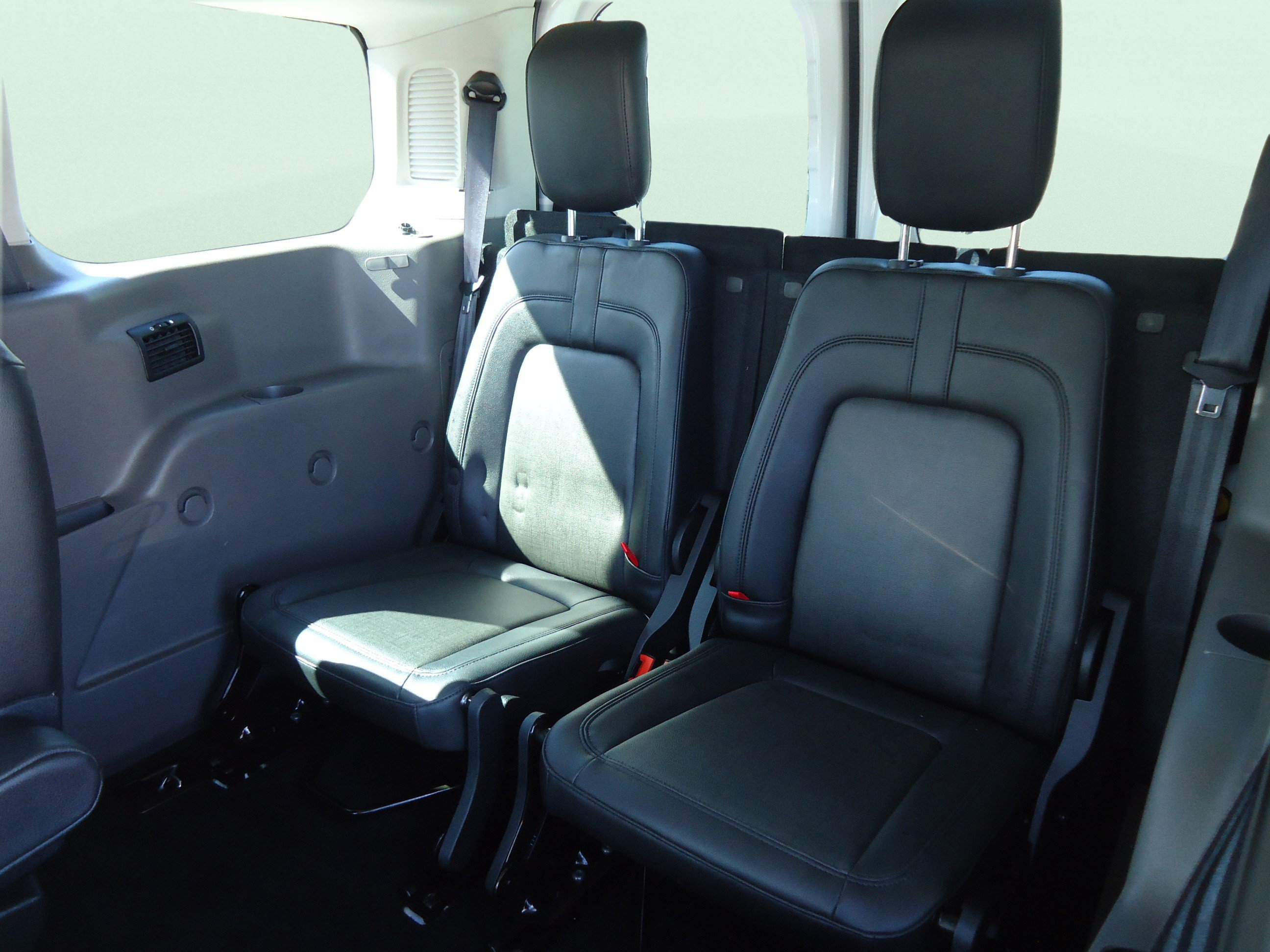 Used 2021 Ford Transit Connect XL FWD image 28