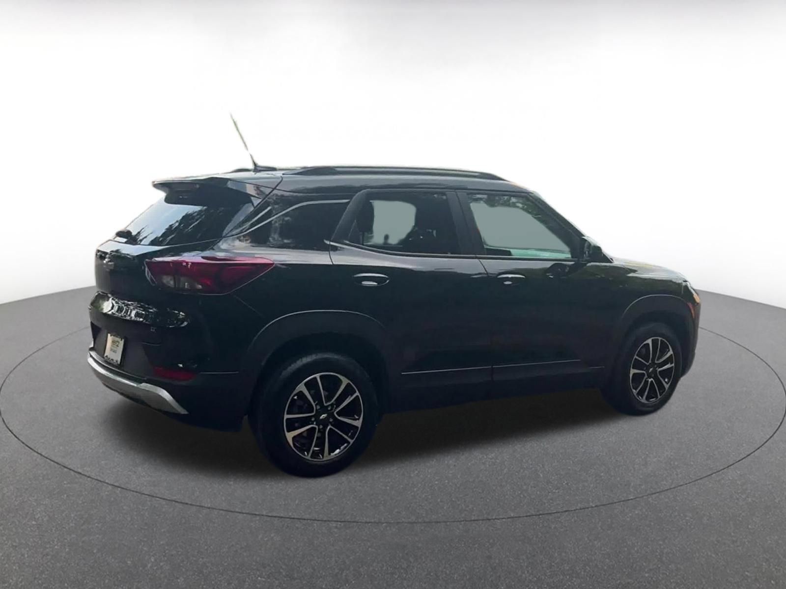 Used 2025 Chevrolet TrailBlazer LT FWD image 15