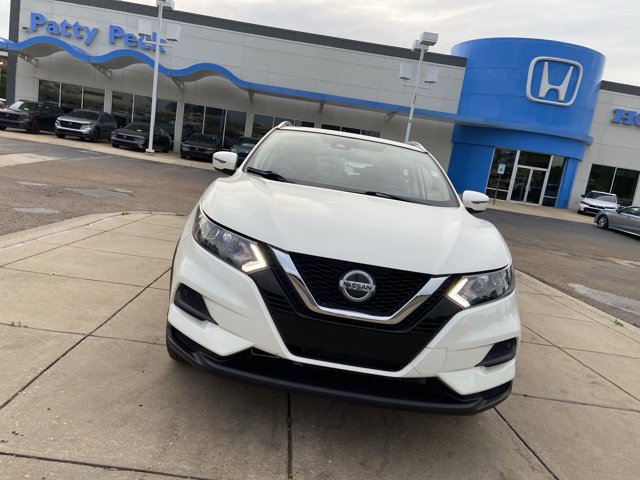 Used 2020 Nissan Rogue Sport SV image 3