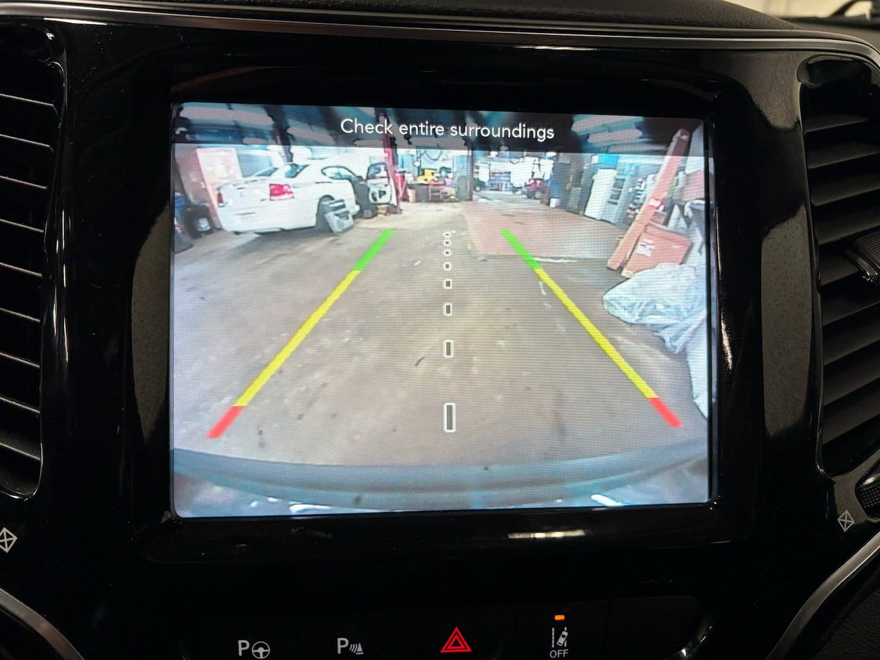 Used 2021 Jeep Cherokee Limited AWD/4WD image 25