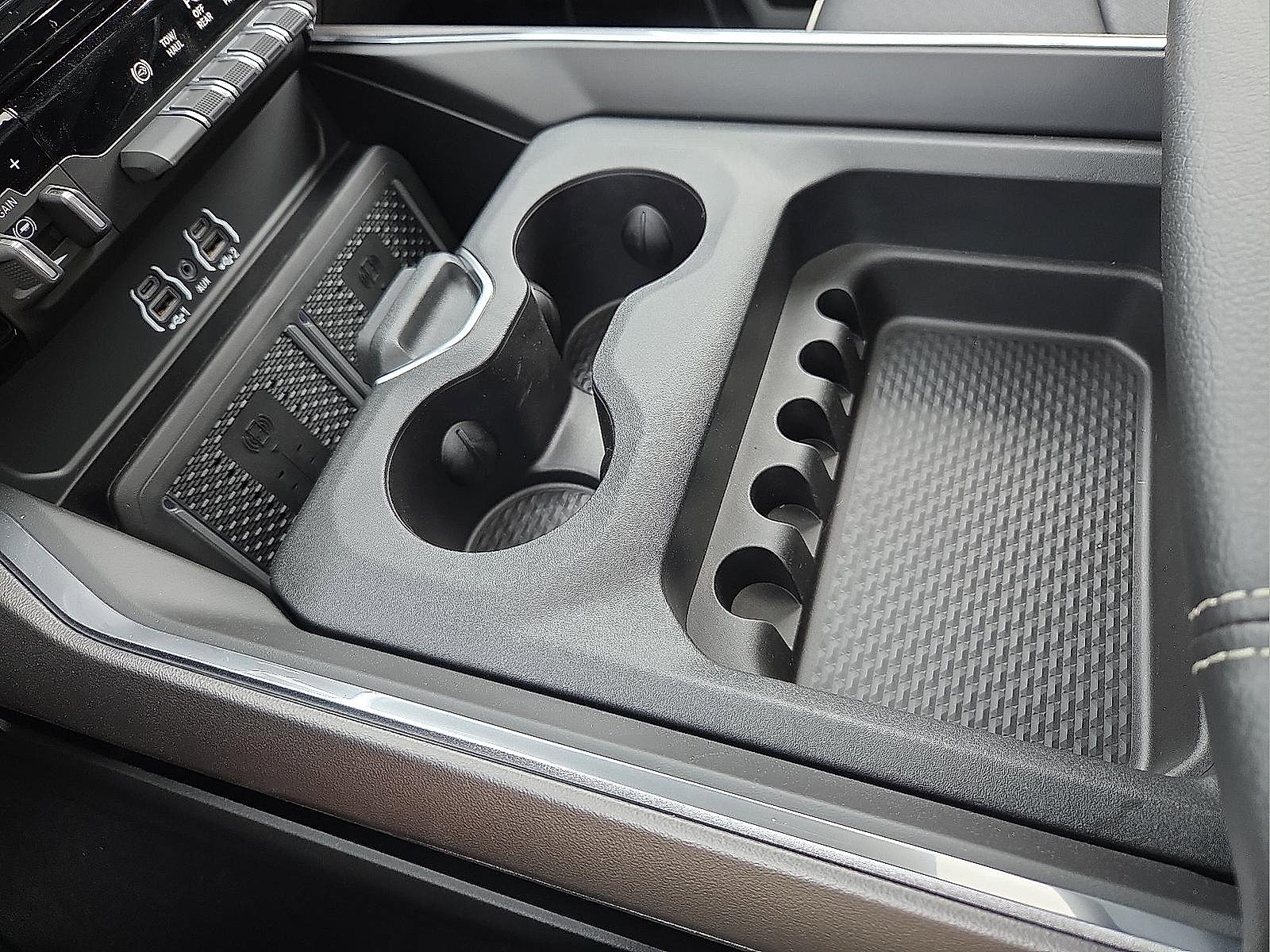 New 2026 RAM 2500 Laramie w/ Sport Appearance Package image 25