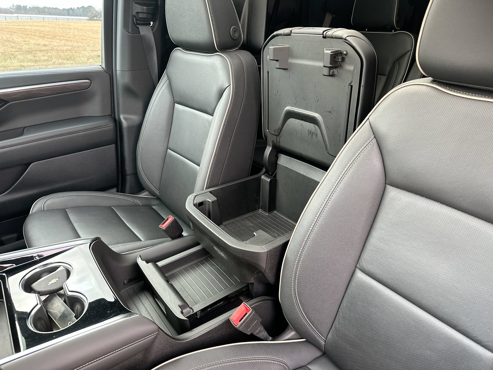 Used 2025 Chevrolet Tahoe Premier RWD image 20