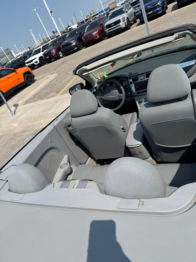 Used 2008 Chrysler Sebring Touring FWD image 14