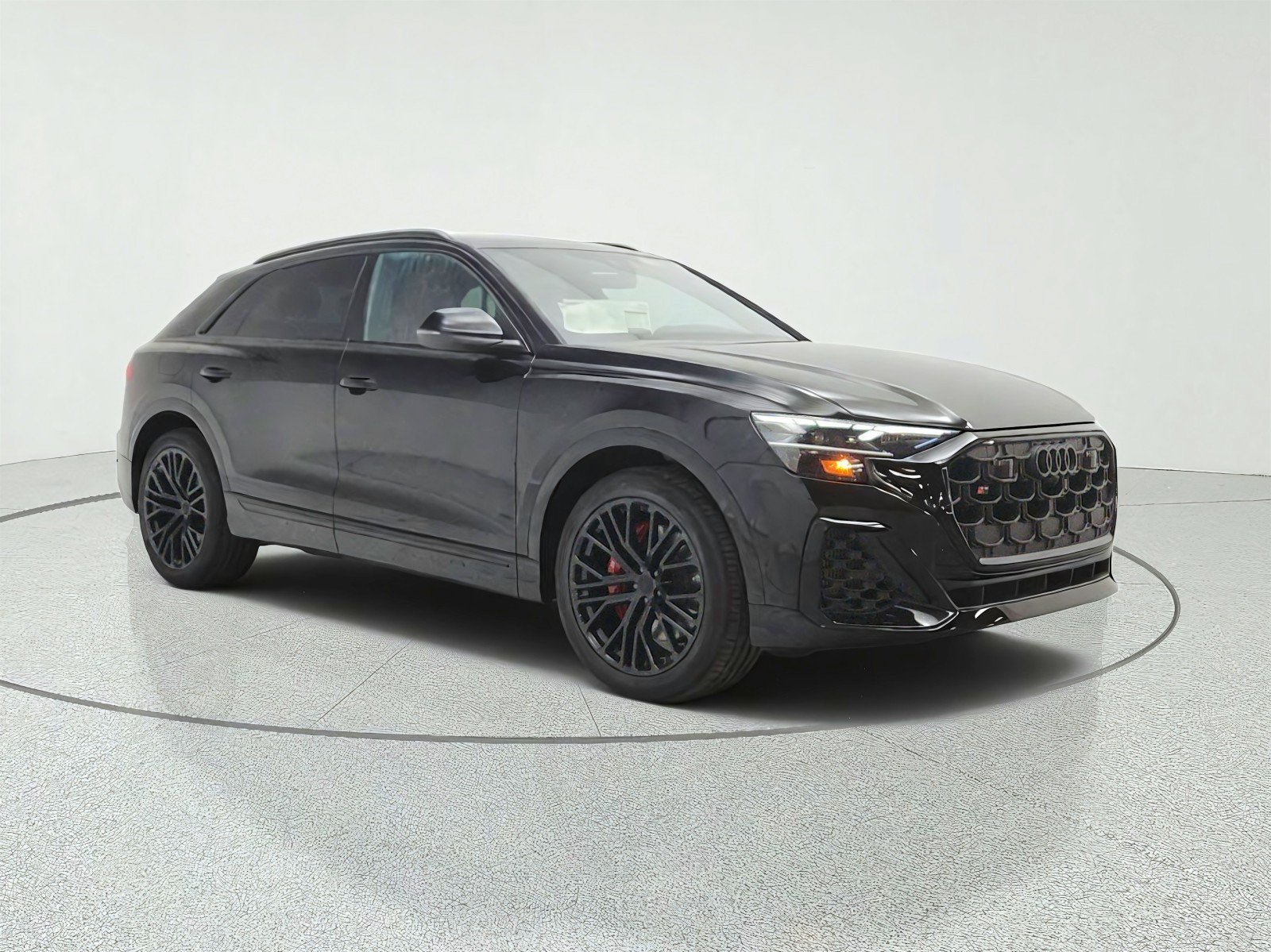 New 2026 Audi SQ8 Premium Plus AWD/4WD image 3