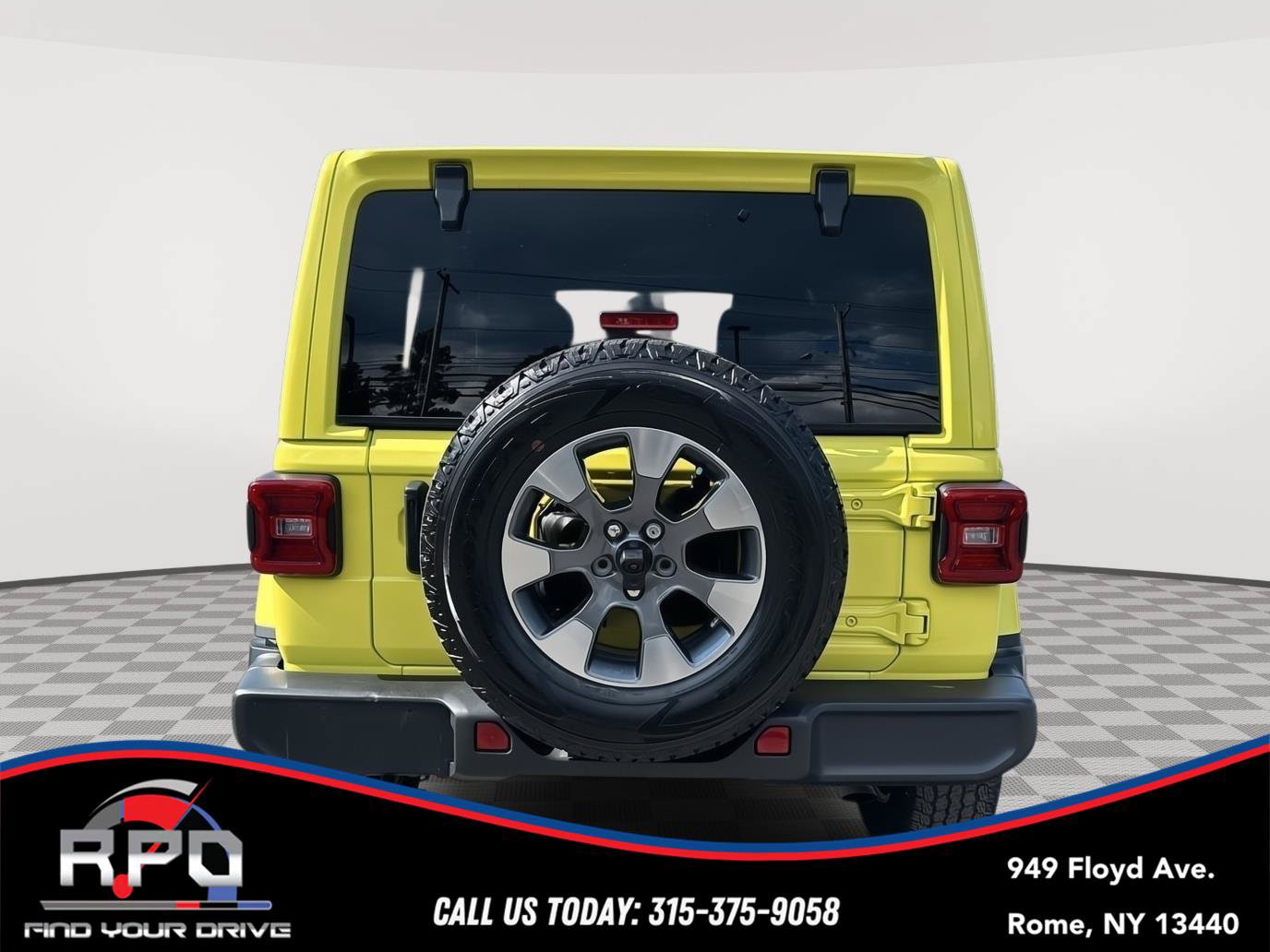 Used 2023 Jeep Wrangler Unlimited Sahara w/ LED Lighting Group AWD/4WD image 4