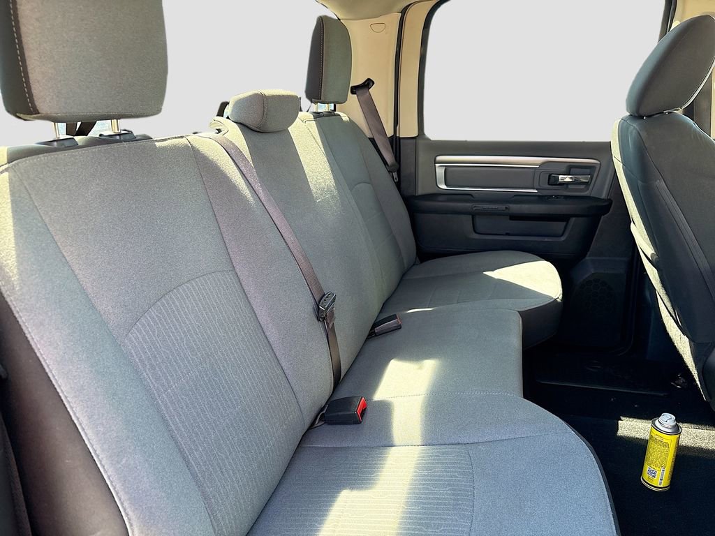 Used 2021 RAM 1500 Classic SLT image 24