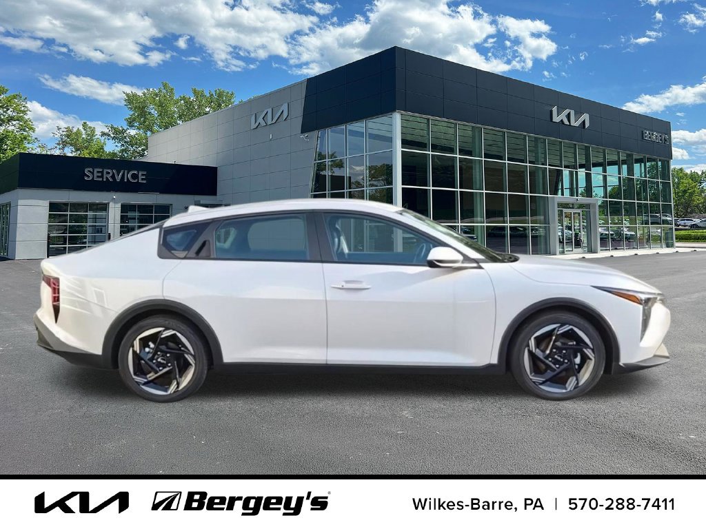 Certified 2025 Kia K4 EX FWD image 10