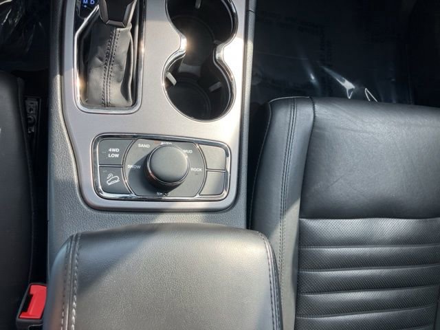 Used 2020 Jeep Grand Cherokee Limited X image 18