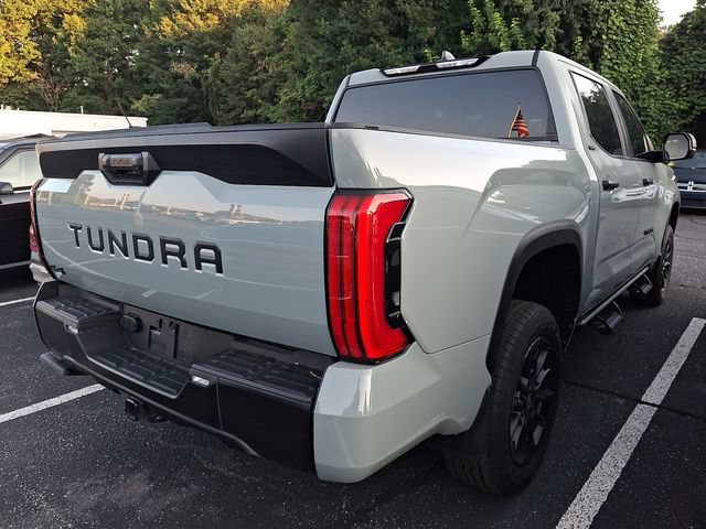 Used 2025 Toyota Tundra SR5 AWD/4WD image 9