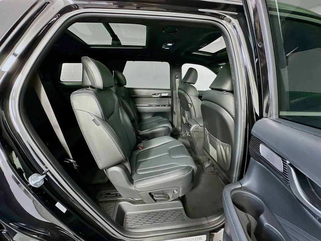 Used 2024 Hyundai Palisade Calligraphy FWD image 30