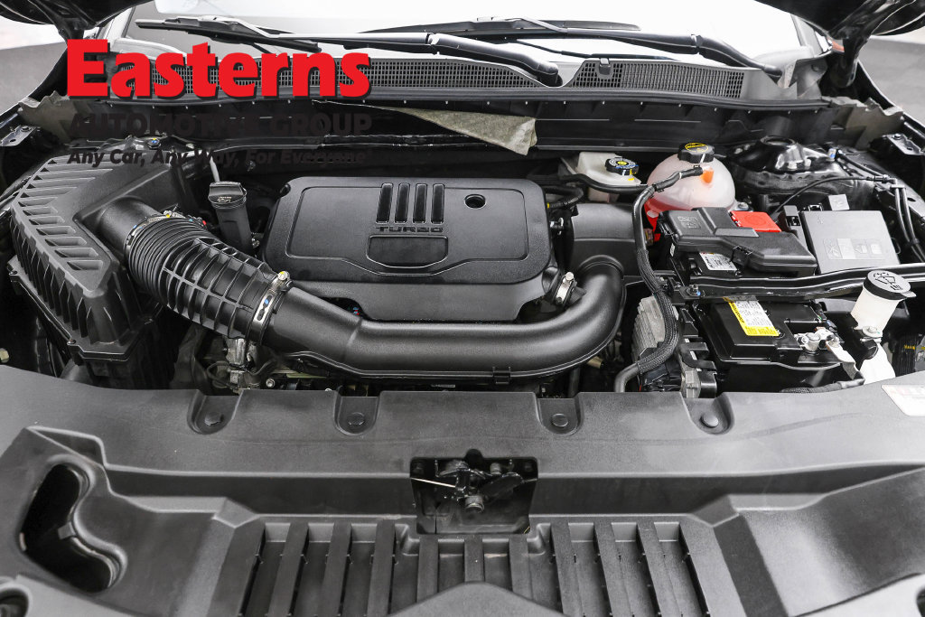 Used 2025 Chevrolet Blazer LT FWD image 9