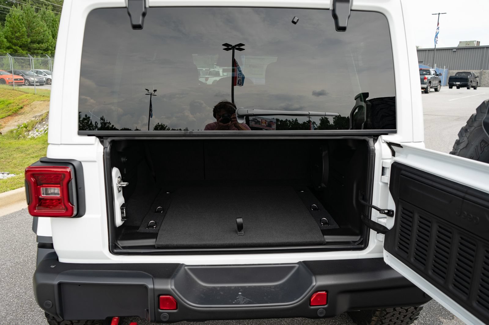 New 2026 Jeep Wrangler Unlimited Rubicon AWD/4WD image 19