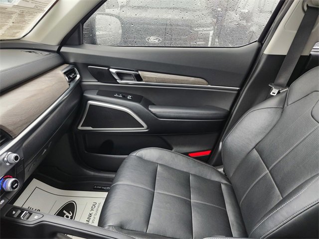 Used 2022 Kia Telluride EX w/ EX Premium Package image 14