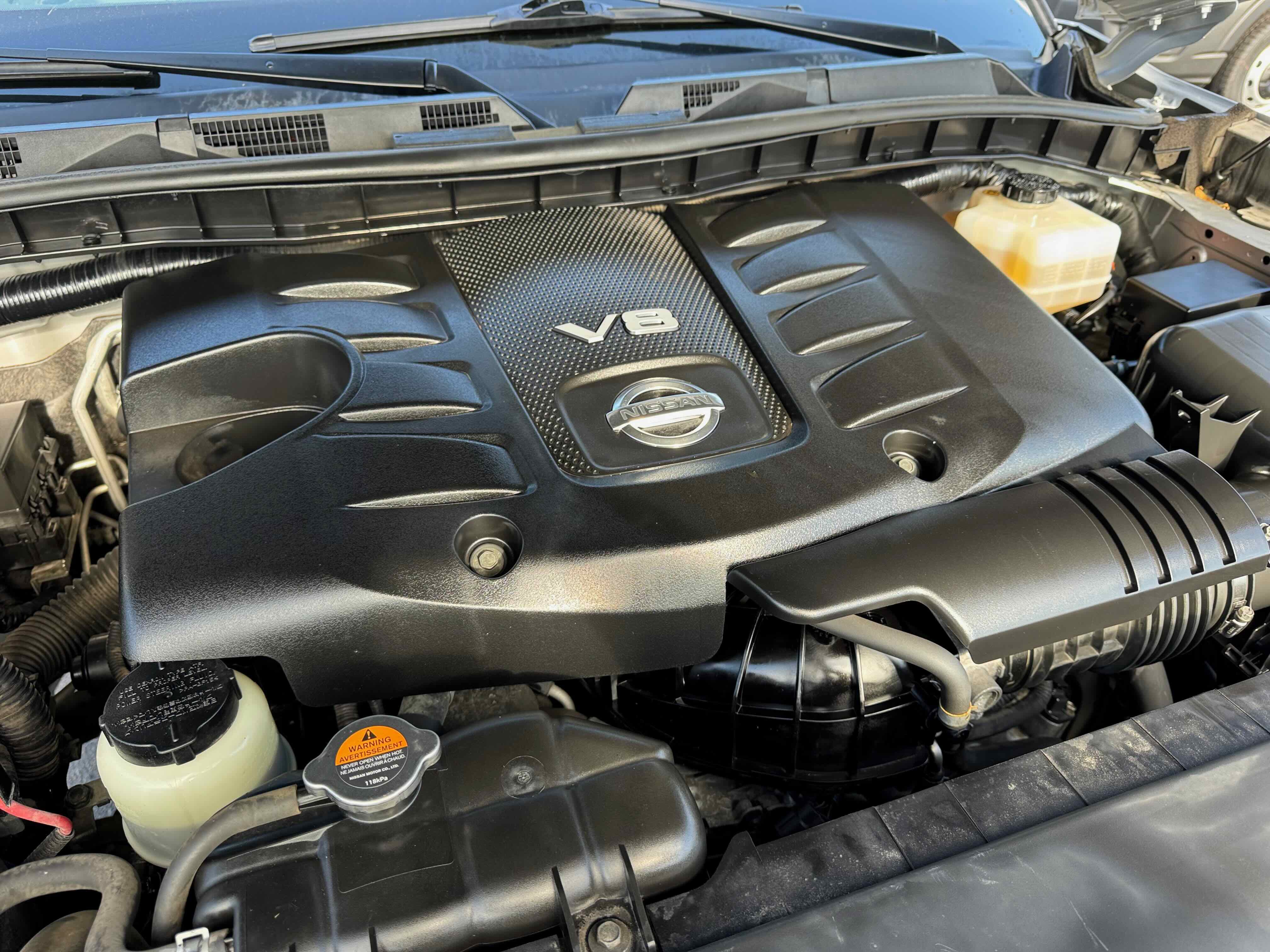 Used 2017 Nissan Armada Platinum image 34