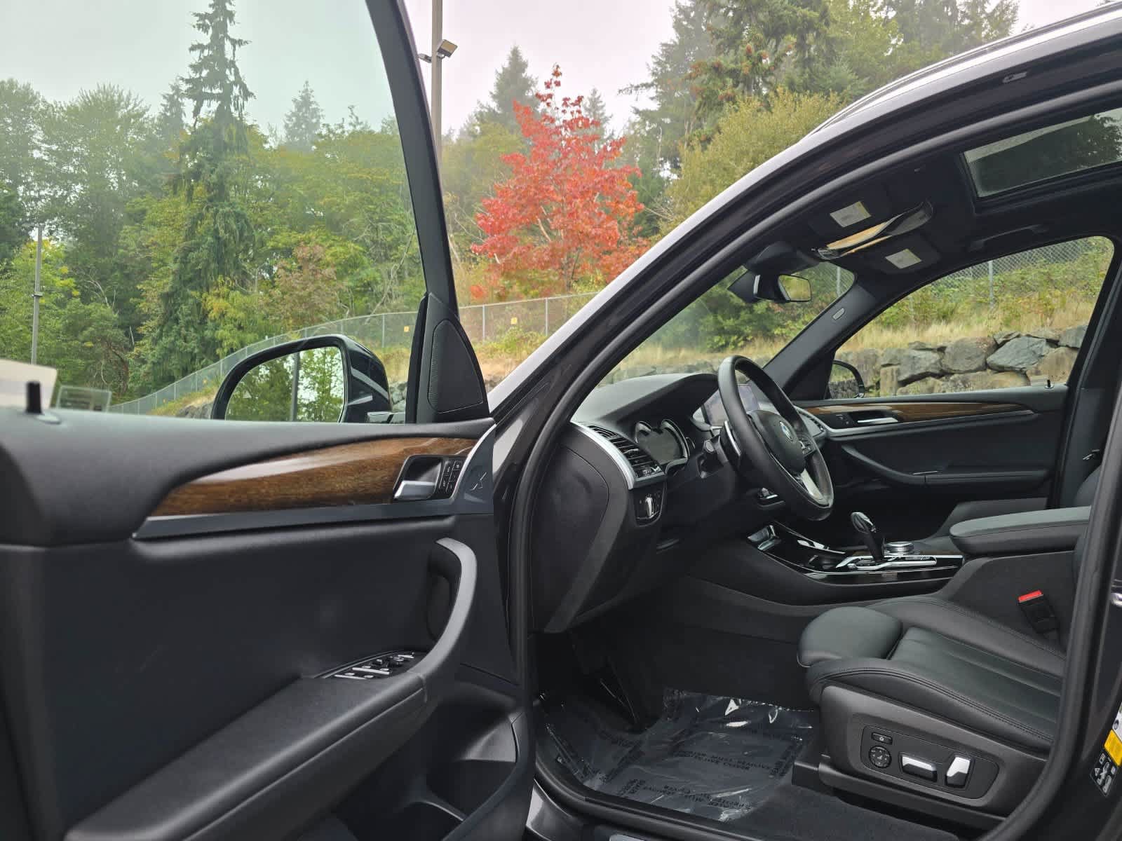 Used 2019 BMW X3 xDrive30i w/ Premium Package AWD/4WD image 23