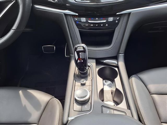 Used 2023 Cadillac XT6 Sport image 17