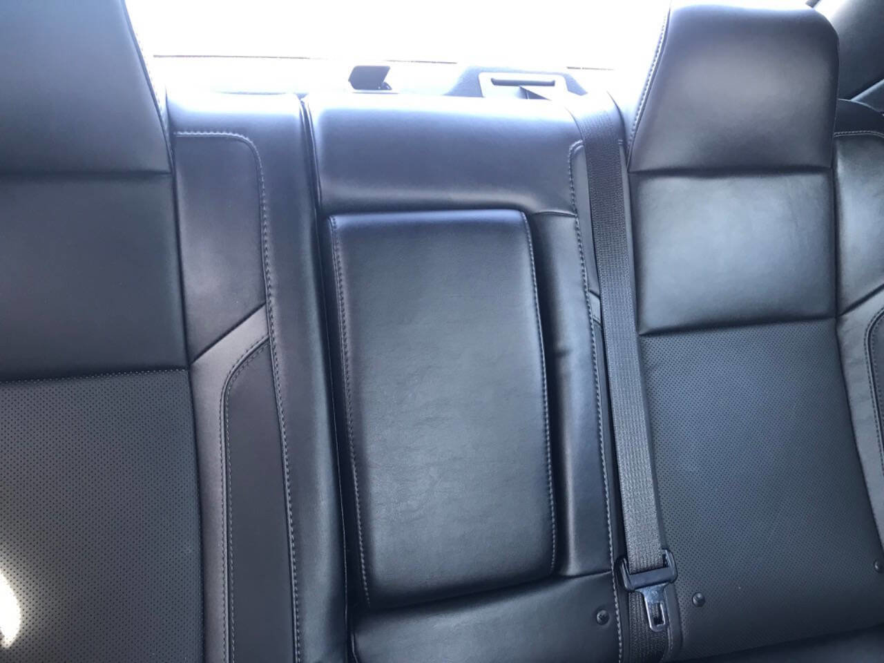 Used 2015 Dodge Challenger SXT Plus w/ Driver Convenience Group image 33