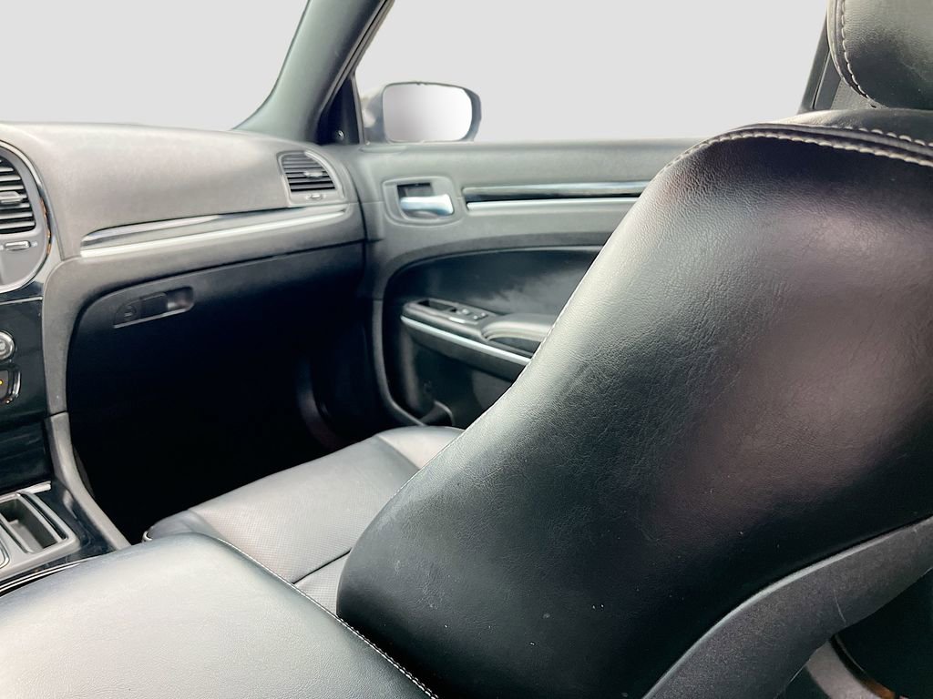 Used 2022 Chrysler 300 S w/ Comfort Group image 25