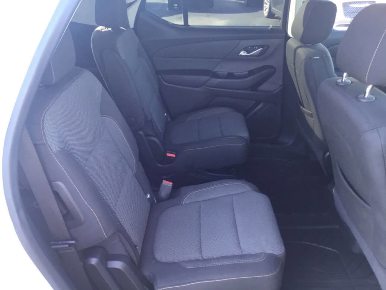 Used 2019 Chevrolet Traverse LT image 7