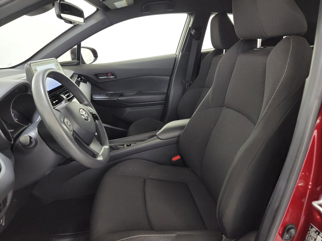 Used 2019 Toyota C-HR LE FWD image 14