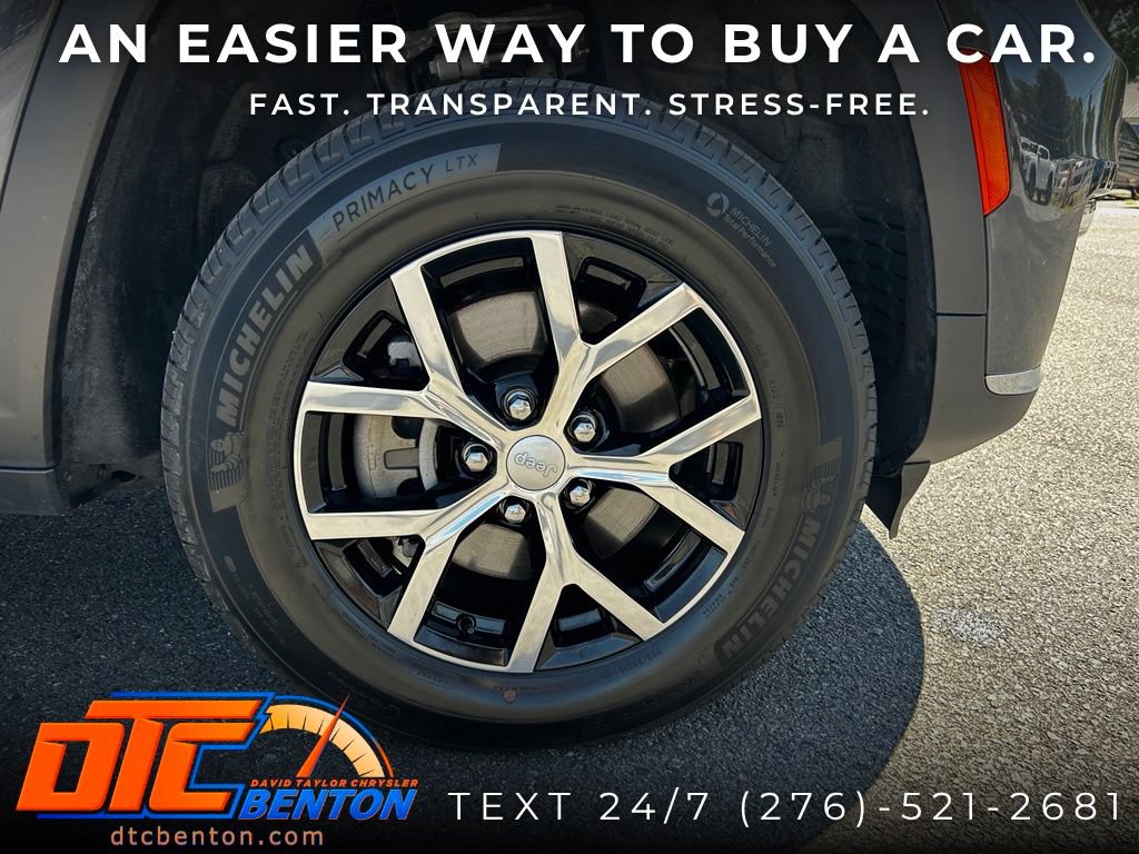 Used 2025 Jeep Grand Cherokee L Limited AWD/4WD image 33