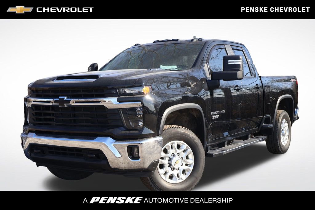 Used 2024 Chevrolet Silverado 2500 LT w/ Convenience Package image 1