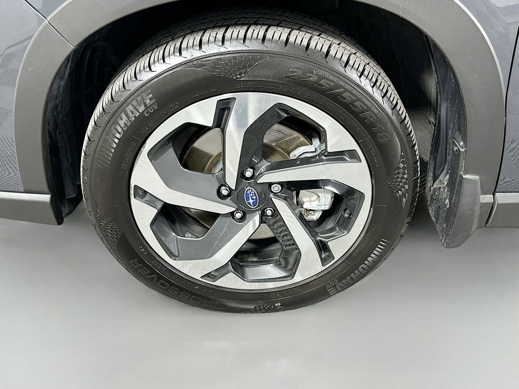 Used 2023 Subaru Forester Touring image 32