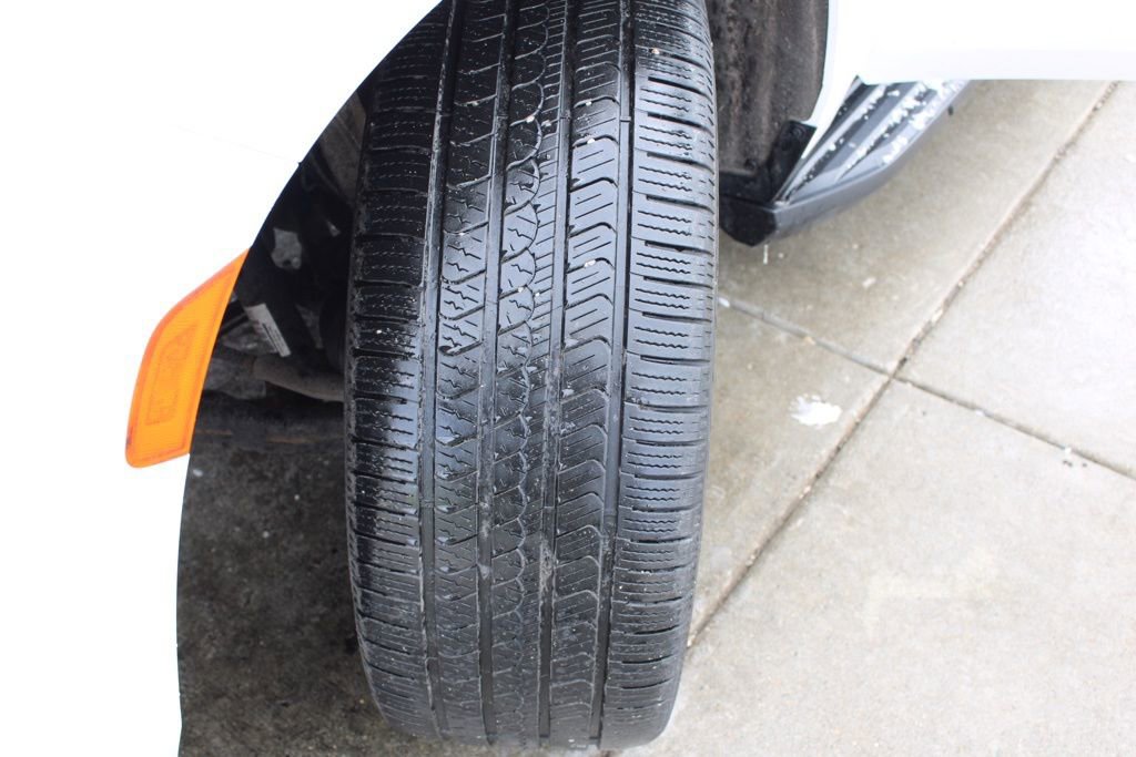 Used 2021 Chevrolet Suburban RST image 13