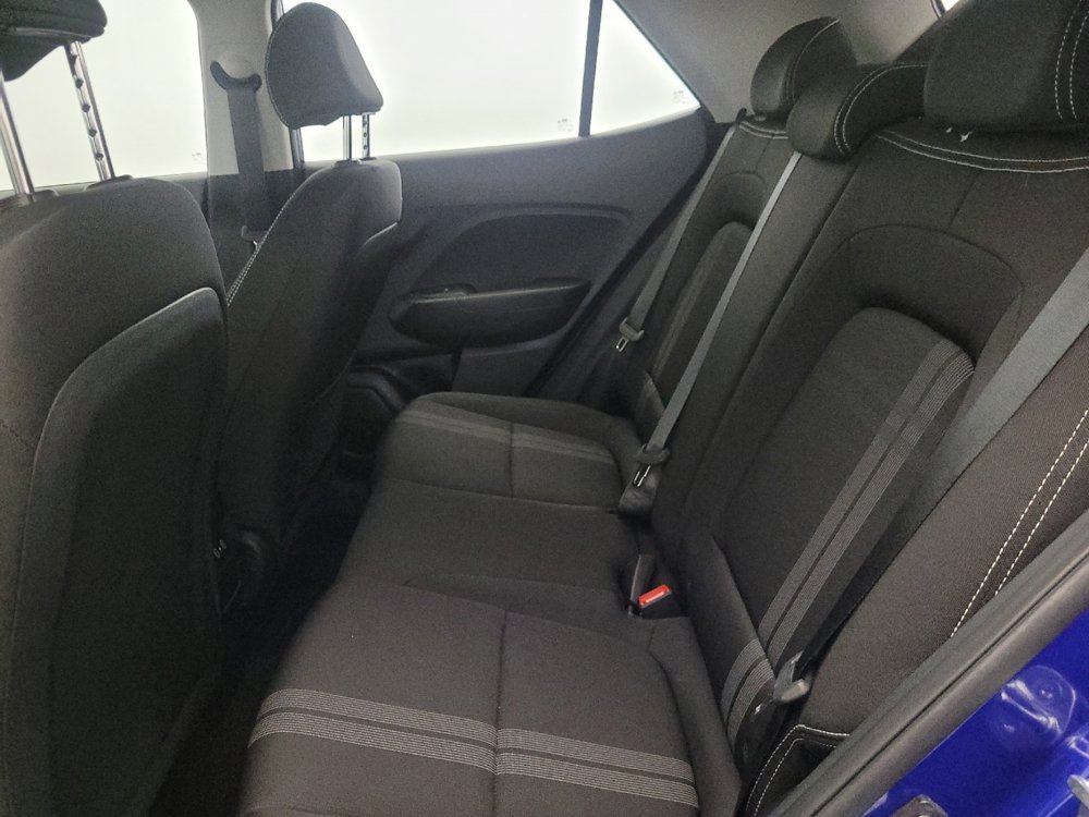 Used 2024 Hyundai Venue SEL FWD image 18