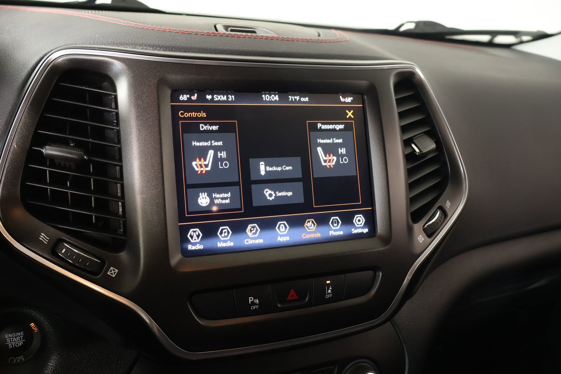 Used 2021 Jeep Cherokee Trailhawk w/ Comfort/Convenience Group AWD/4WD image 7