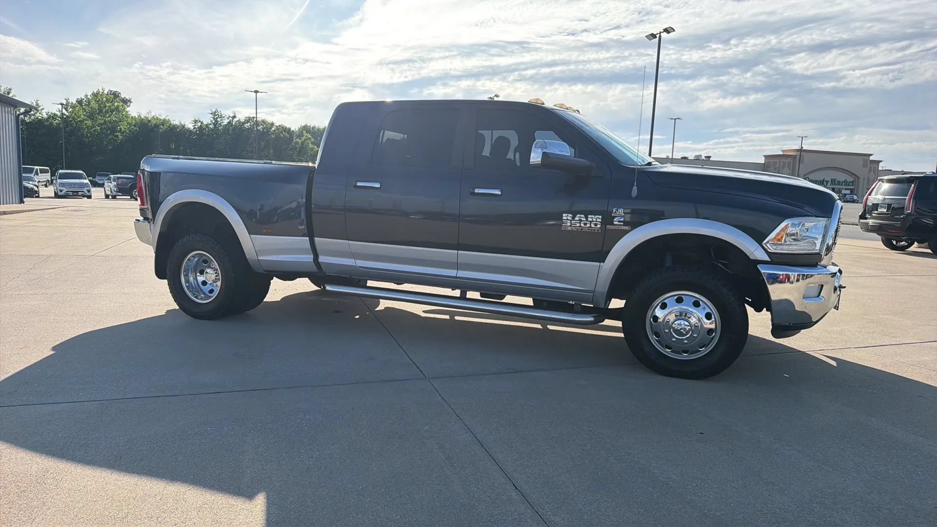 Used 2013 RAM 3500 Laramie AWD/4WD image 27