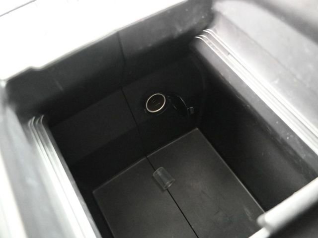 Certified 2023 Toyota Highlander XLE image 23