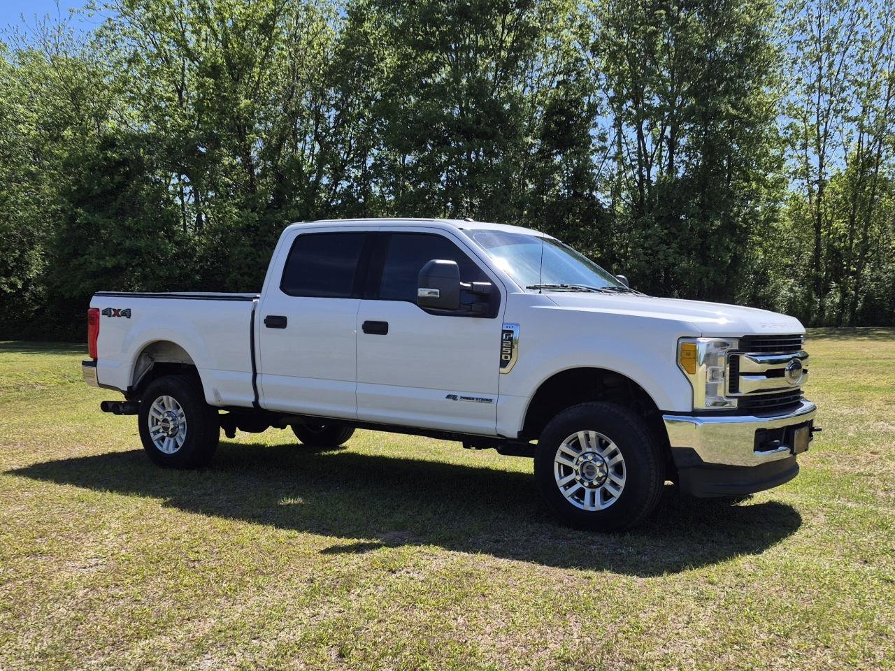 Used 2017 Ford F250 XLT AWD/4WD image 11