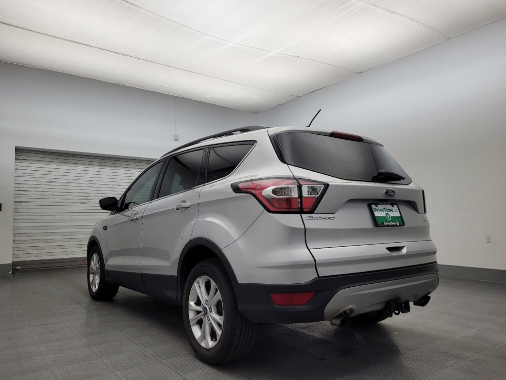 Used 2018 Ford Escape SE w/ Ford Safe & Smart Package image 5