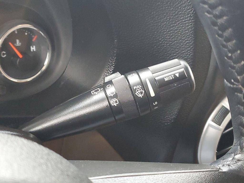 Used 2014 Jeep Wrangler Unlimited Sahara w/ Connectivity Group image 15