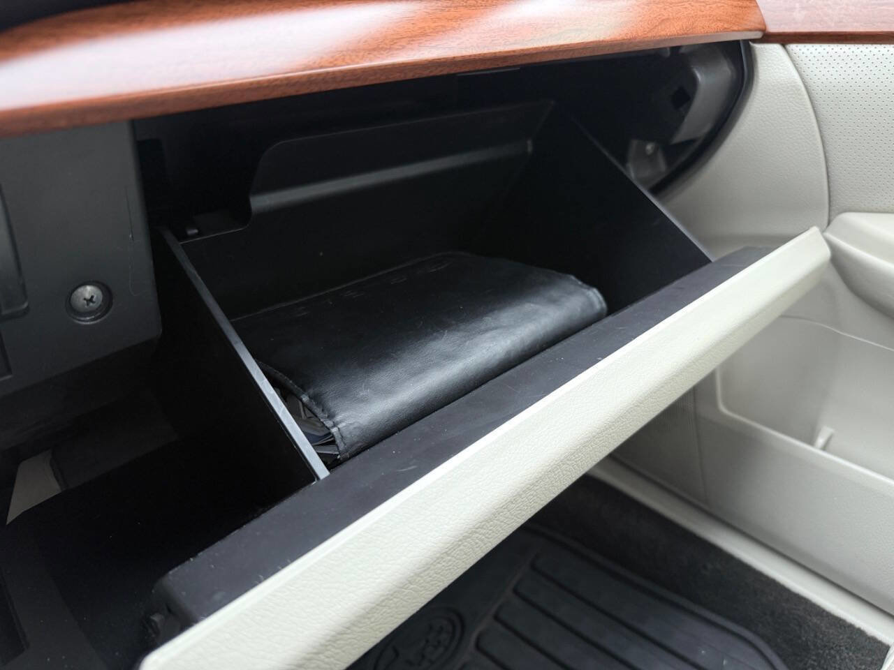 Used 2014 Subaru Outback 3.6R Limited w/ Moonroof Package image 37