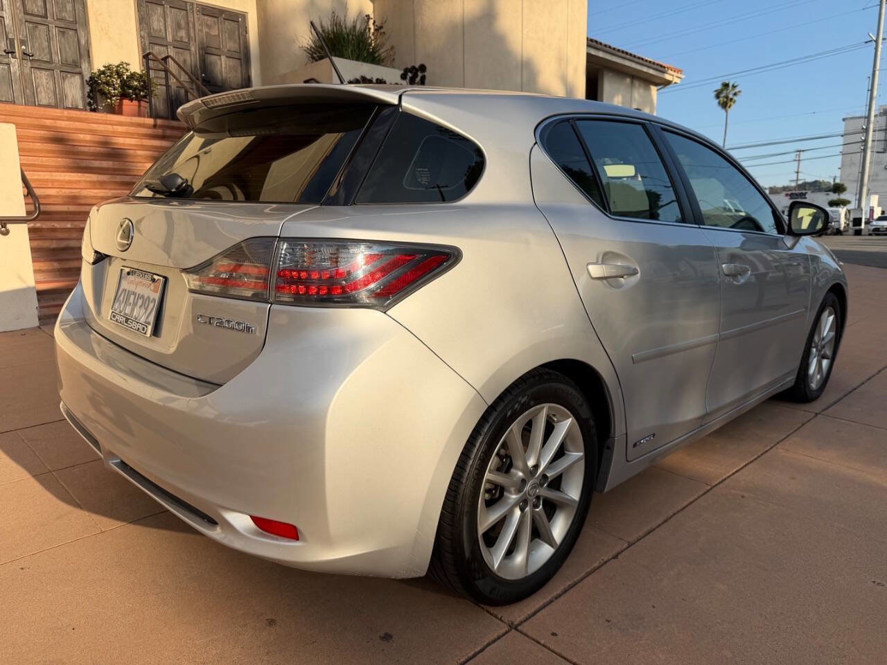 Used 2012 Lexus CT 200h Premium w/ Premium Audio Pkg image 3