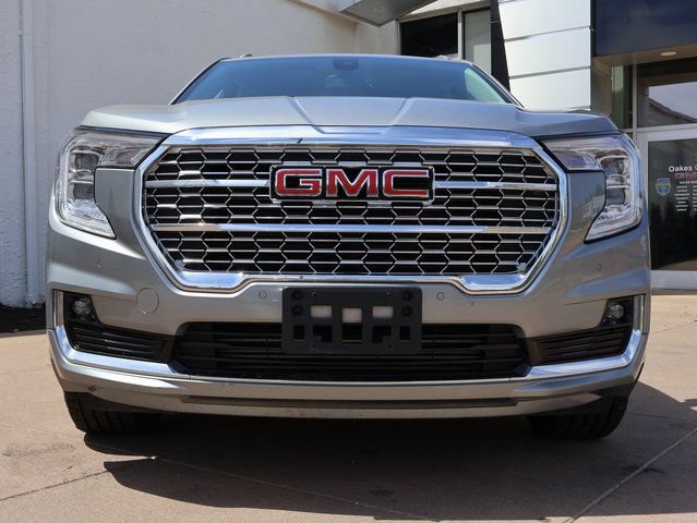 Certified 2024 GMC Terrain Denali AWD/4WD image 2