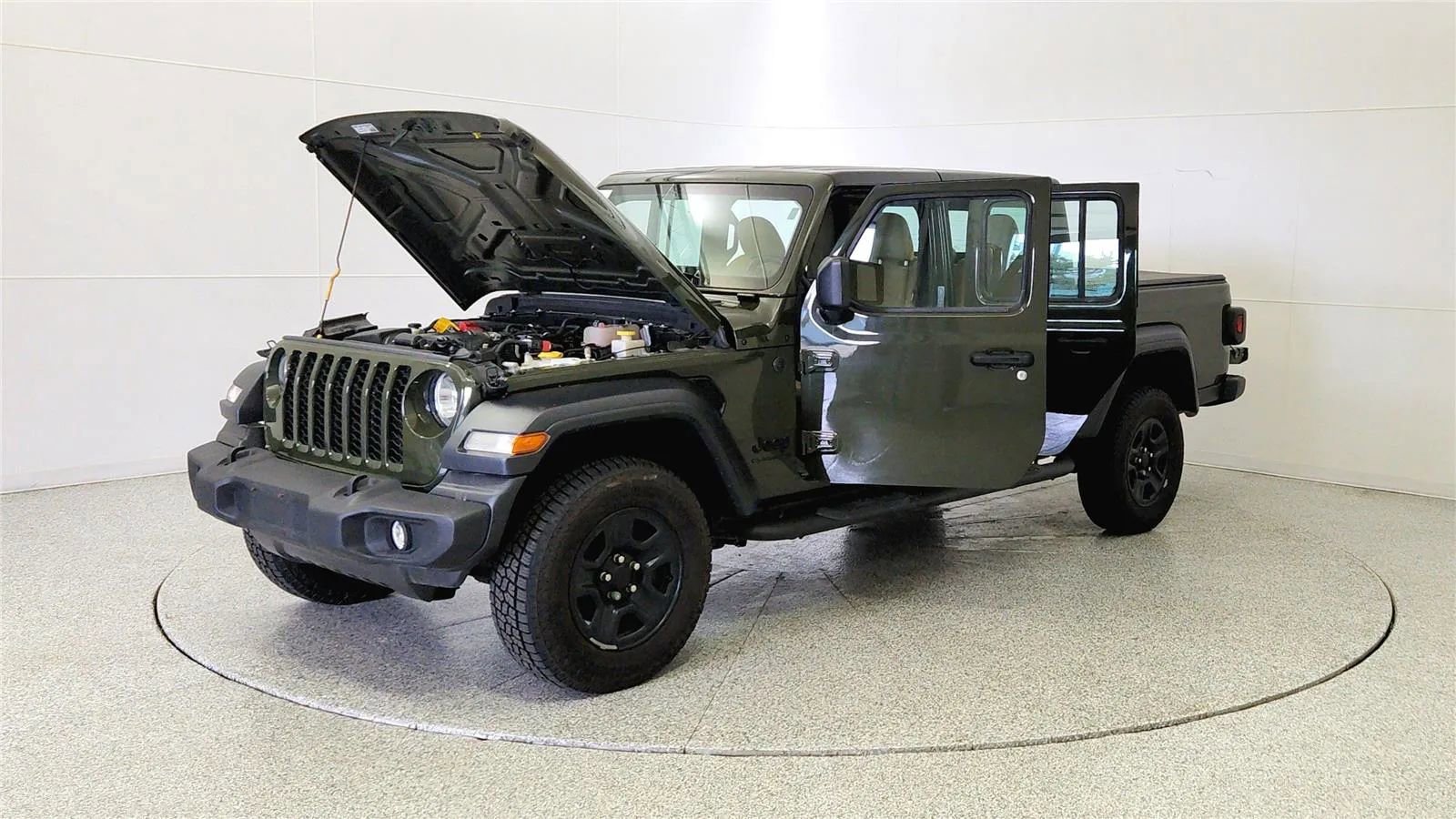 Used 2022 Jeep Gladiator Sport w/ Trailer Tow Package AWD/4WD image 10