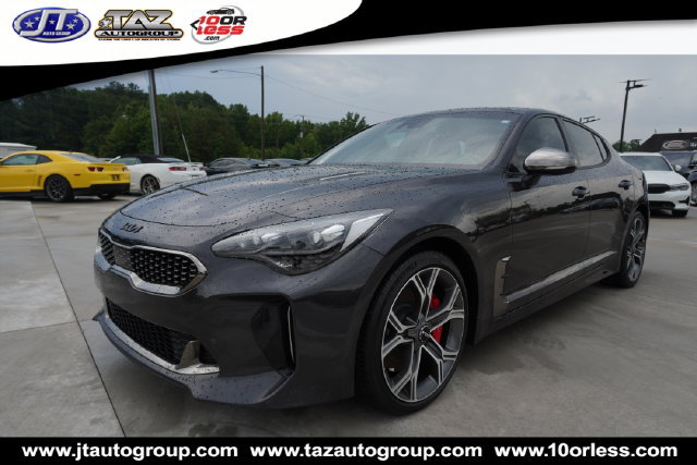 Used 2020 Kia Stinger GT1 RWD image 3