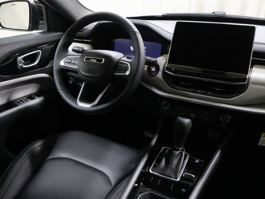 New 2026 Jeep Compass Limited AWD/4WD image 19