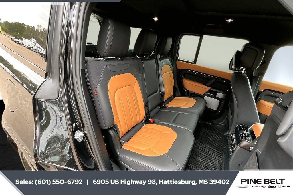 Used 2024 Land Rover Defender 130 X image 20